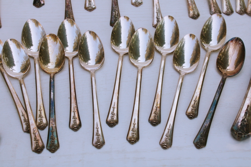 photo of 1950s vintage Spring Garden pattern Holmes Edwards silver plated flatware service for 6 #4