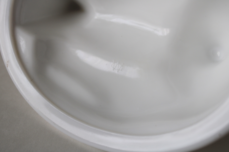 photo of 1950s vintage Westmoreland milk glass hen on nest covered dish, red comb white chicken  #3