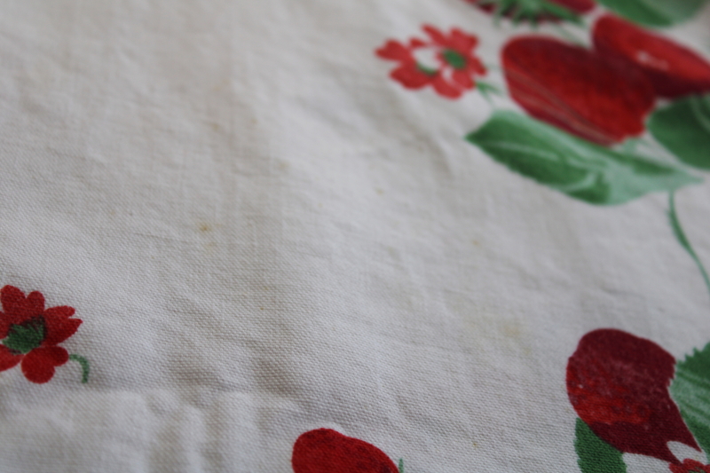 photo of 1950s vintage Wilendure red strawberry printed cotton tablecloth, bright retro fruit print #5