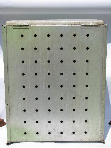 photo of 1950's vintage aluminum clothes hamper for laundry, jadite green w/ decal #3