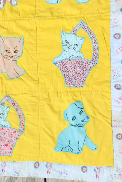 photo of 1950s vintage baby quilt, cotton applique crib blanket w/ kittens and cats #4