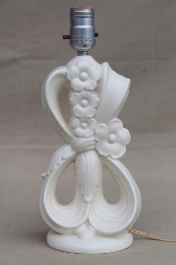 photo of 1950s vintage ceramic table lamp, glossy white glaze art pottery flowers & ribbons #1