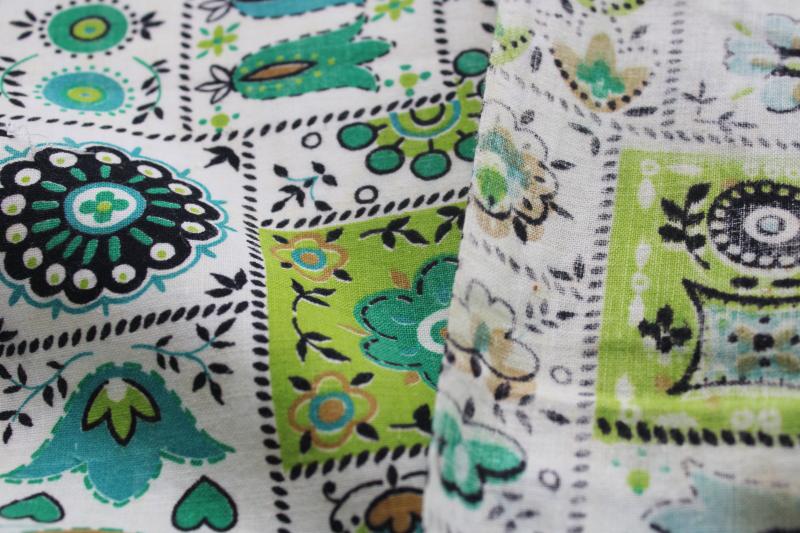 photo of 1950s vintage cotton print feedsack fabric, folk art patchwork in lime green & teal #4