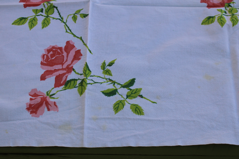 photo of 1950s vintage cotton tablecloth flowered print, long stemmed pink roses floral Wilendure tablecloth  #5