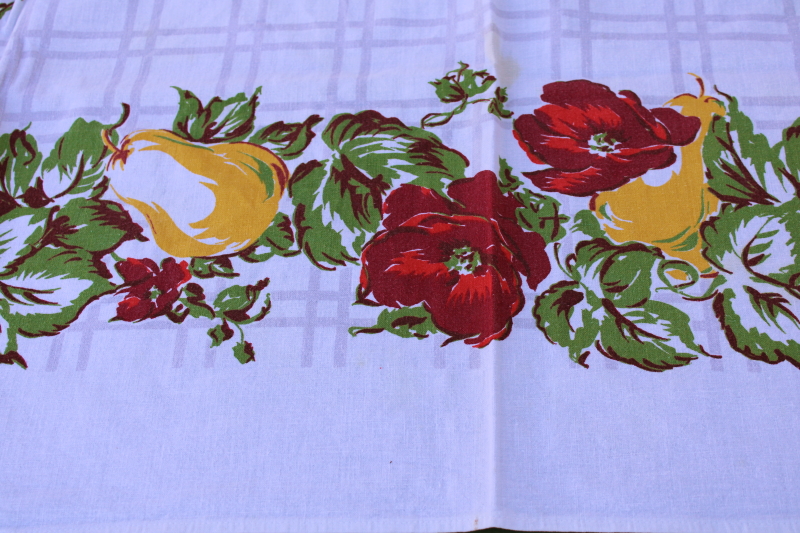 photo of 1950s vintage cotton tablecloth w/ leafy flowers & fruit print, red poppies & yellow pears  #6