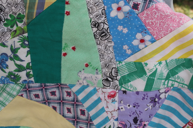 photo of 1950s vintage crazy quilt, patchwork cotton prints bright colors tied quilt #2