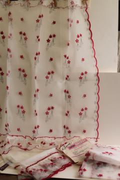 catalog photo of 1950s vintage curtain panels & valance, unused white sheer curtains w/ red flocking flowers