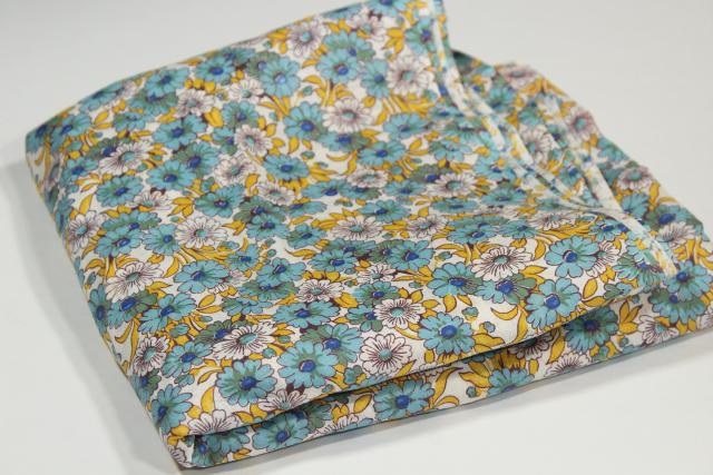 photo of 1950s vintage daisy print quilting or dress weight cotton, blue yellow daisies #4