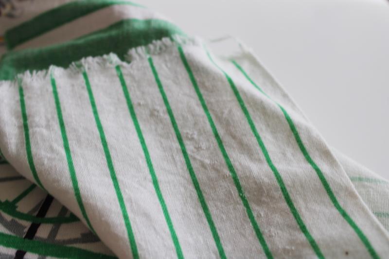 photo of 1950s vintage feed sacks, retro kitchen green border print cotton fabric #6