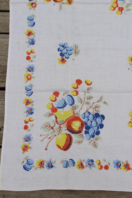 photo of 1950s vintage fruit print kitchen tablecloth & napkins, colorful printed table linen #4