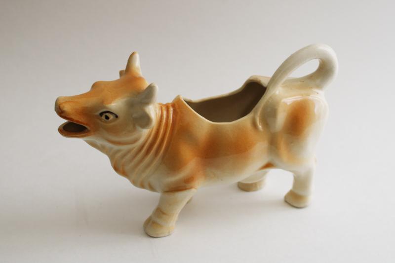 photo of 1950s vintage guernsey or jersey cow creamer, Made in Japan ceramic cow #1