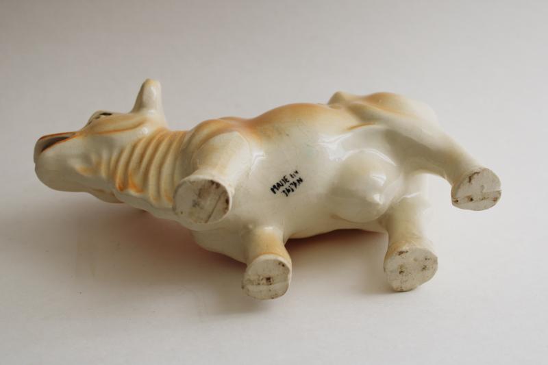 photo of 1950s vintage guernsey or jersey cow creamer, Made in Japan ceramic cow #2