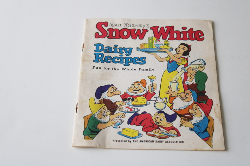 photo of 1950s vintage kids cookbook Disney Snow White & Seven Dwarfs recipes American Dairy Association #1