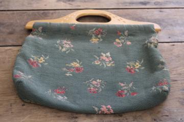 catalog photo of 1950s vintage knitting / needlework bag w/ wood handles, granny chic floral purse