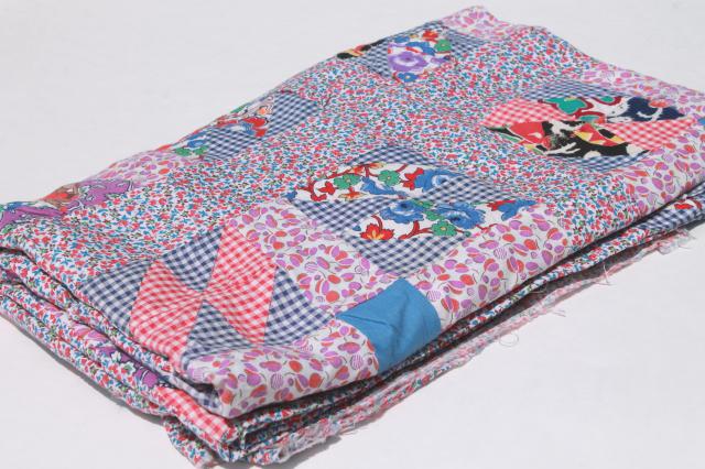 photo of 1950s vintage patchwork quilt top w/ tons of bright flowered cotton prints #1