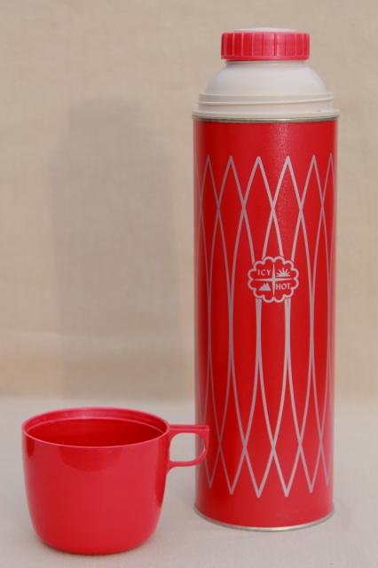 photo of 1950s vintage picnic set, Thermos bottle & red plastic fridge box for sandwiches #12