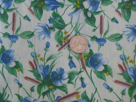 photo of 1950s vintage print cotton fabric, rushes w/ blue & yellow flowers #1