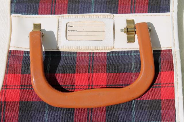 photo of 1950s vintage red tartan plaid carrier case for ice skates, old leather hockey skates & skate bag #7