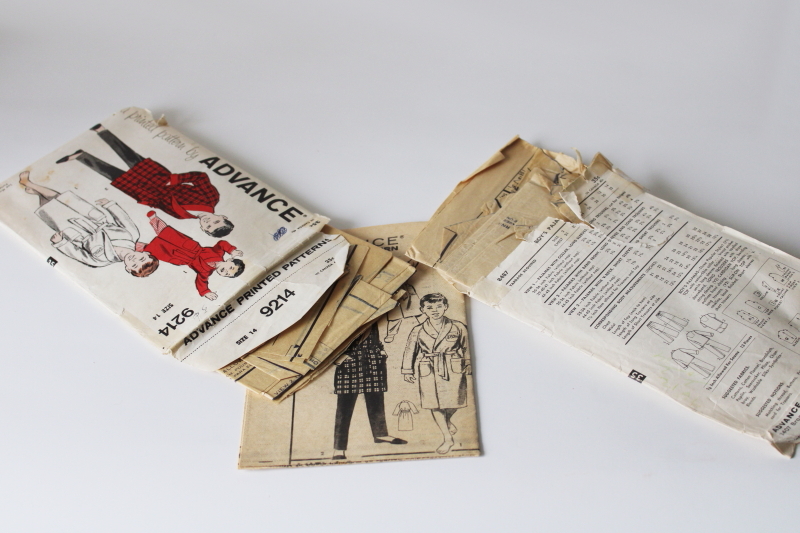 photo of 1950s vintage sewing patterns, boys pajamas & robes size 12 & 14 mod menswear style  #4