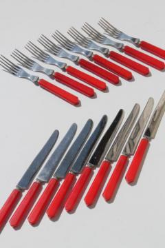 catalog photo of 1950s vintage silverware, cherry red bakelite forks & knives, flatware set for 8