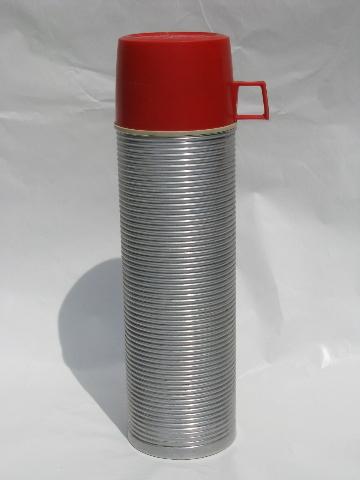 photo of 1950s vintage thermos bottles for lunch or picnics, tartanware plaid #6
