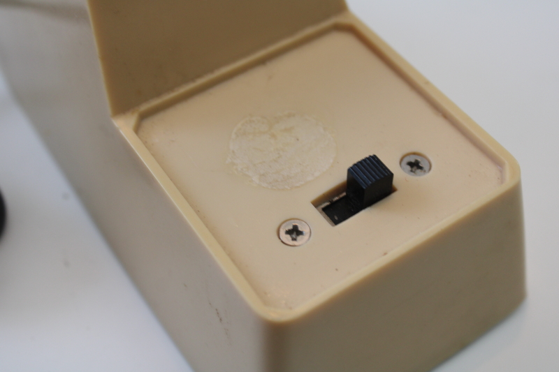 photo of 1960s or 70s Prestige line Windsor reading light, mod vintage adjustable arm desk lamp #3