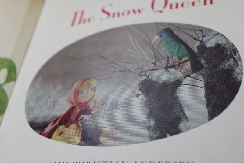 photo of 1966 Snow Queen Shiba Productions living story book lenticular image cover, illustrated w/ photos of dolls  #5