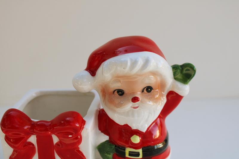 photo of 1970s vintage Enesco Japan Christmas planter, tiny pot gift box w/ waving Santa #5