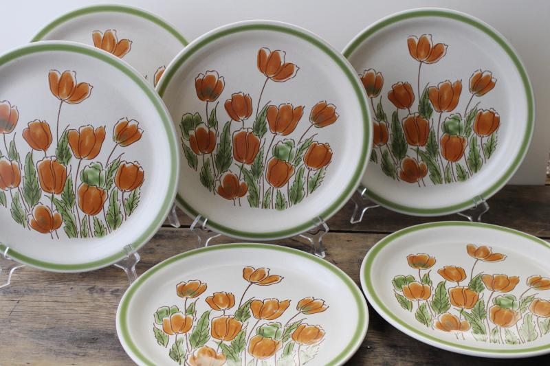 photo of 1970s vintage Japan stoneware dinner plates Meadowbrook Spring tulips orange / green #1