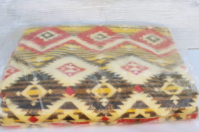 photo of 1970s vintage camp blanket, Native American Indian style print southwest colors #1