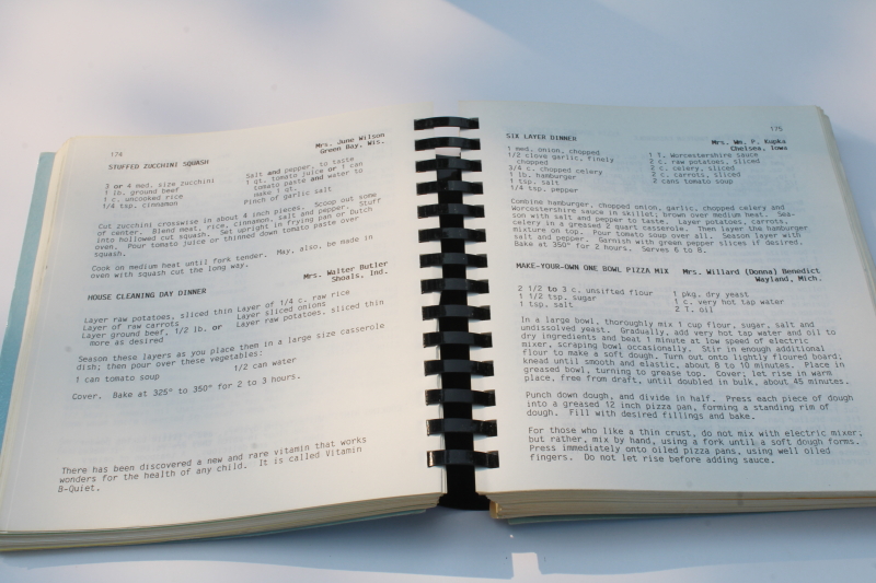 photo of 1976 vintage community cookbook EAA Experimental Aircraft Association northwoods Wisconsin chapter #4
