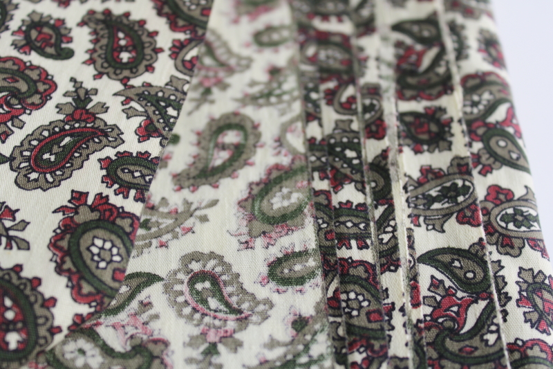 photo of 1980s 90s vintage cotton shirting fabric, paisley print dark green wine red on ivory  #3