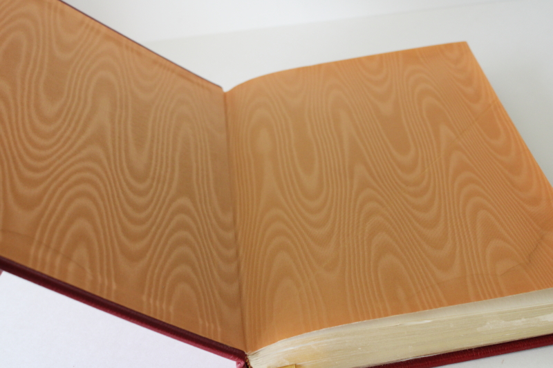 photo of 1980s vintage Easton Press red leather bound book Connecticut Yankee in King Arthur's Court #6