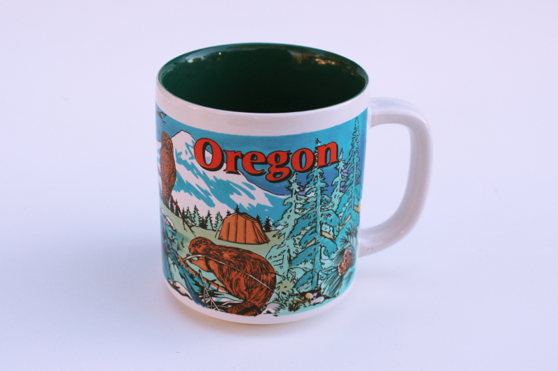 photo of 1980s vintage Oregon souvenir ceramic mug, coffee cup w/ mountains, forest, beaver #1