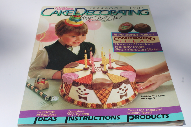 photo of 1984 Wilton Cake Decorating book, catalog, recipes & instructions piping edges & flowers  #1