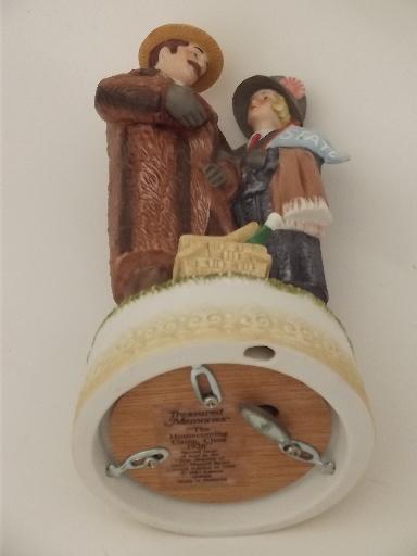 photo of 1987 Enesco Treasured Memories four seasons of love music box, 20s Homecoming Game #5