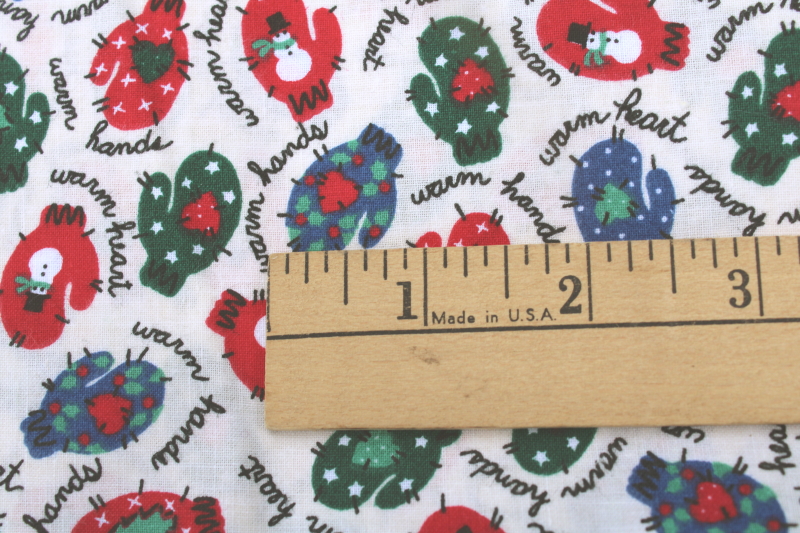 photo of 1990s vintage Christmas holiday fabric 5 plus yards mittens print quilting weight cotton #4