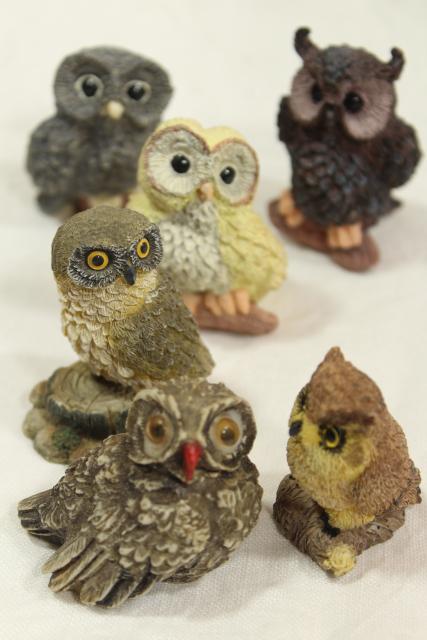 photo of 1990s vintage Enesco resin figurines, collection of owls, Kathy Wise label #1