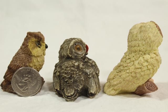 photo of 1990s vintage Enesco resin figurines, collection of owls, Kathy Wise label #3