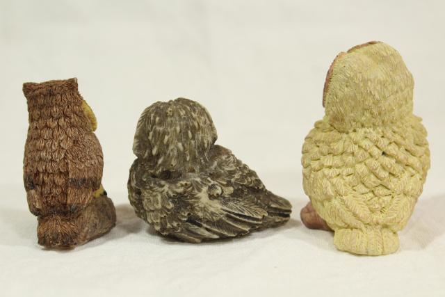 photo of 1990s vintage Enesco resin figurines, collection of owls, Kathy Wise label #4