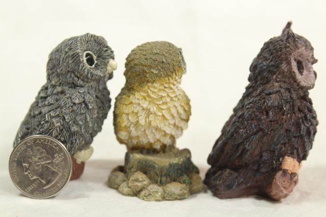 photo of 1990s vintage Enesco resin figurines, collection of owls, Kathy Wise label #11