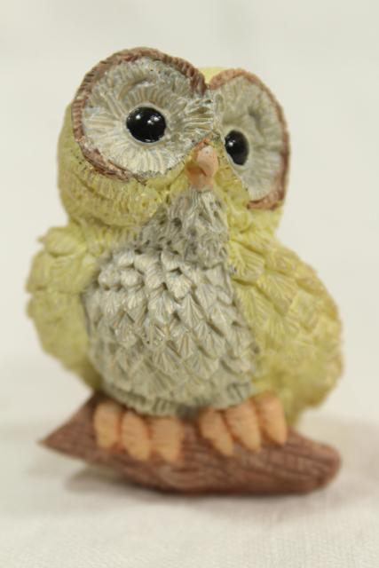 photo of 1990s vintage Enesco resin figurines, collection of owls, Kathy Wise label #14