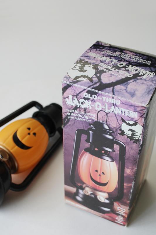 photo of 1990s vintage Halloween trick or treat light, battery jack o lantern w/ box, works #3