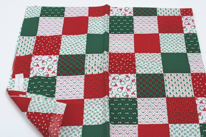 photo of 1990s vintage cheater patchwork quilt print fabric, Christmas red & green quilting weight cotton #1