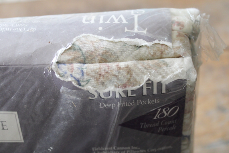 photo of 1990s vintage floral print cotton poly sheets set made in USA, twin size bedding cottagecore  #6