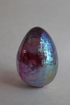 catalog photo of 1991 vintage ornamental blown glass paperweight OBG crackle glass iridescent egg