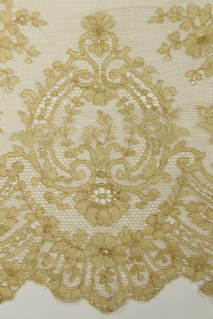 photo of 19th century antique ecru silk lace flounce, wide lace edging, French or Belgian? #5