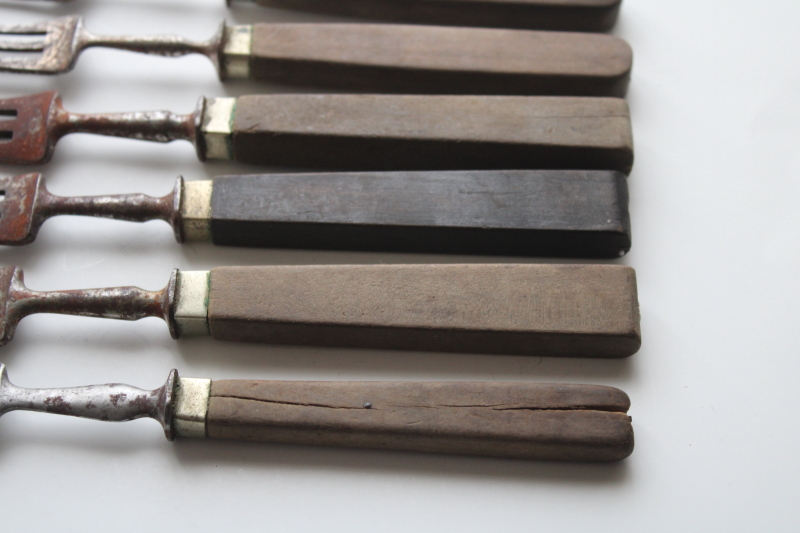 photo of 19th century antique steel forks w/ walnut wood handles, 1800s vintage three tine trident forks #4