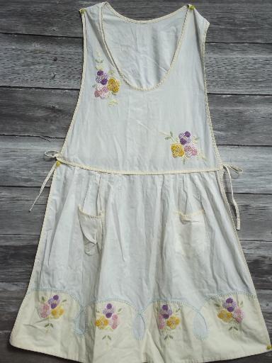 photo of 20s 30s vintage pinafore apron, flower embroidered cotton muslin bib apron #1