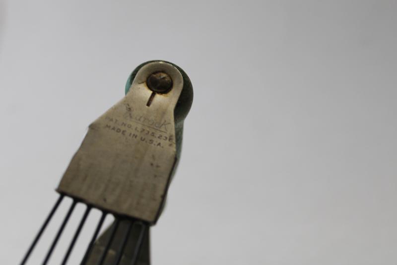 photo of 20s vintage Androck pastry blender, wire w/ green painted wood handle kitchen utensil #2